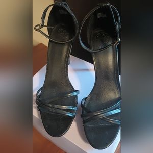 Guess heels